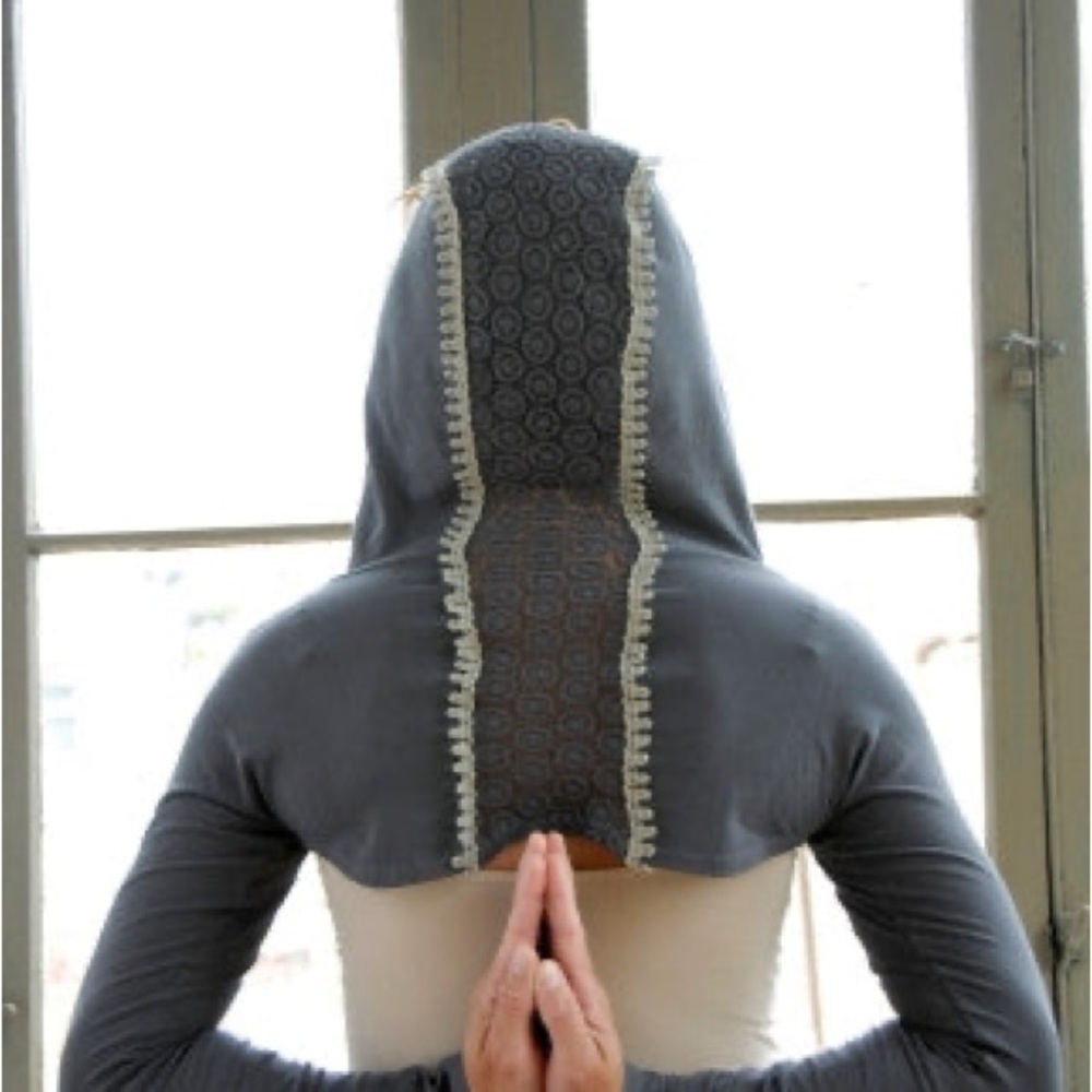 Yoga by Sprigs crochet hooded yogi arms